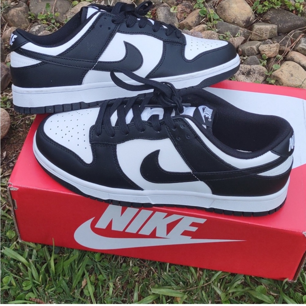 Nike low panda dunks